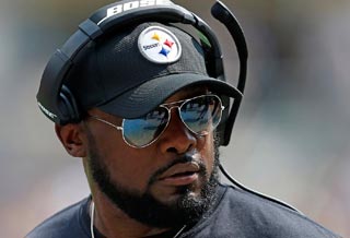 Mike Tomlin Protests National Anthem